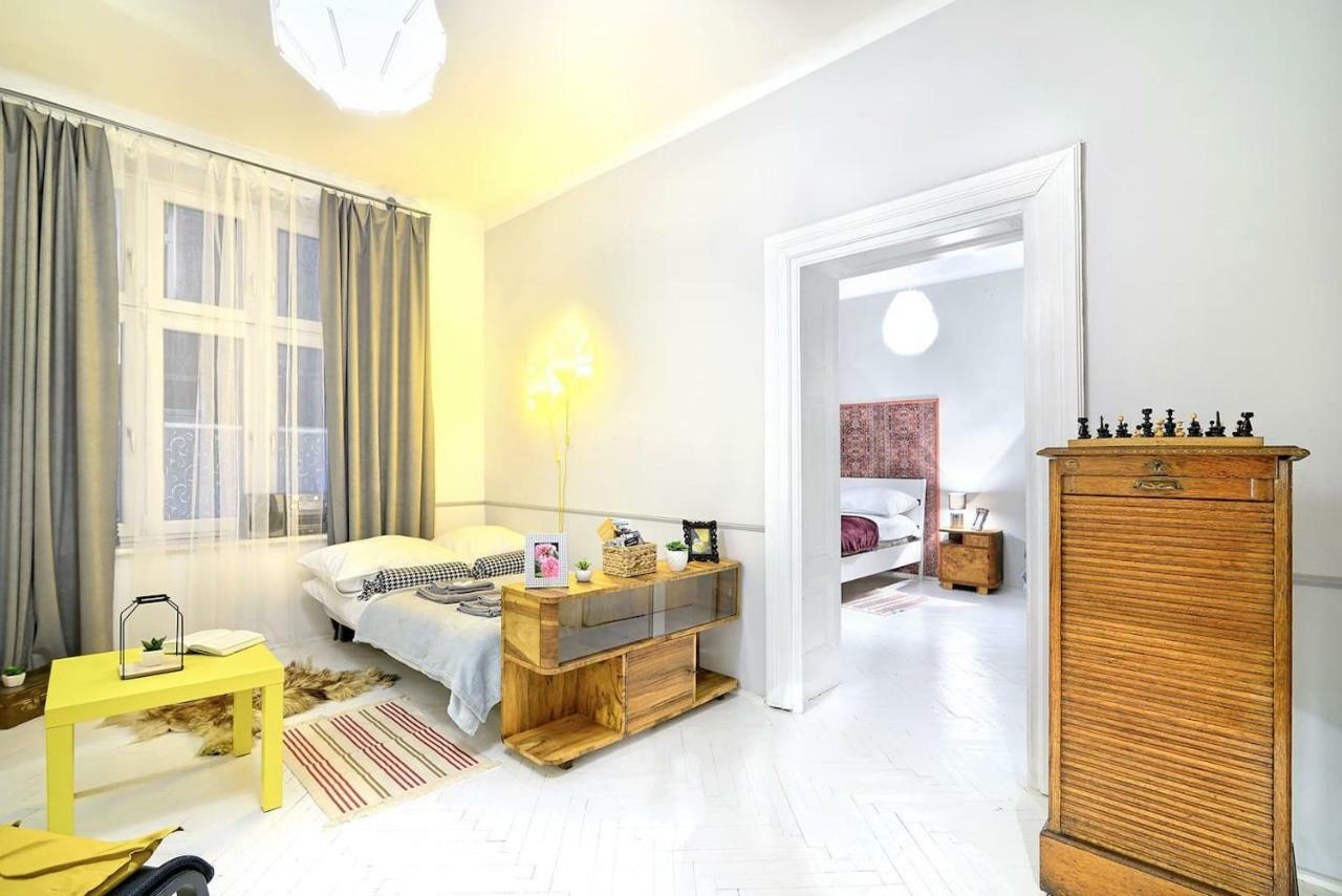 Luxury Retro Apartment, City Center, Wifi Krasków Eksteriør bilde