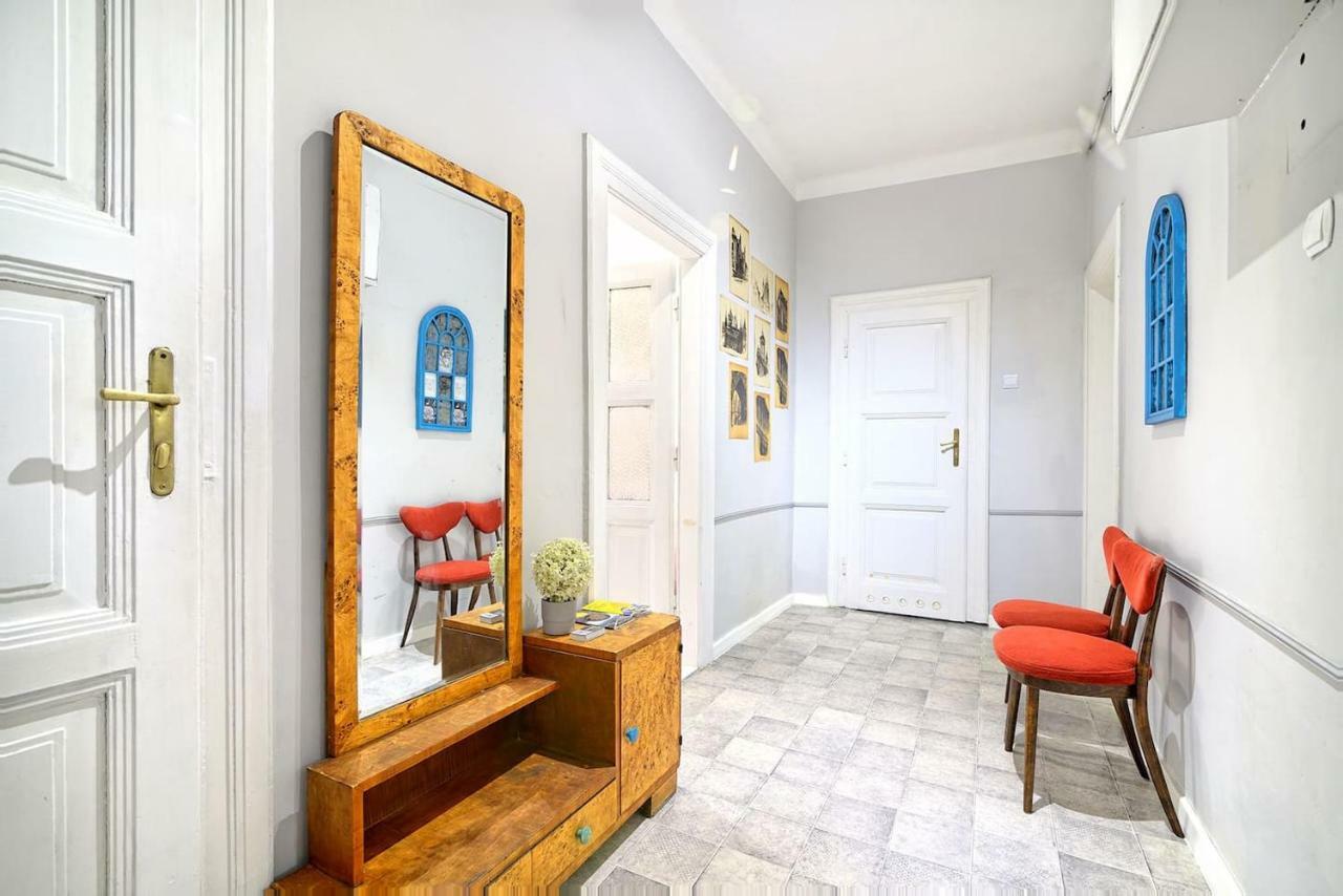 Luxury Retro Apartment, City Center, Wifi Krasków Eksteriør bilde