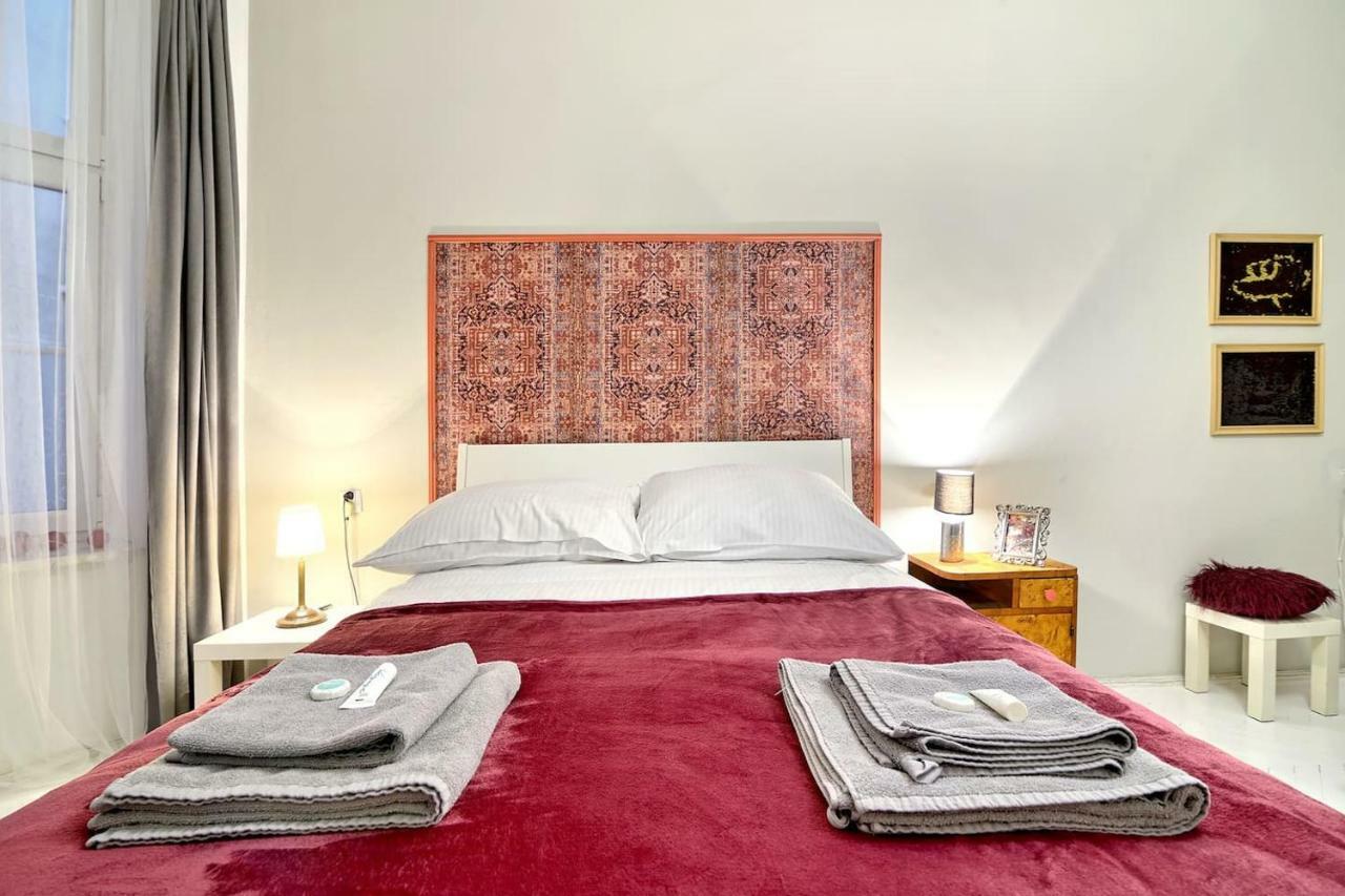 Luxury Retro Apartment, City Center, Wifi Krasków Eksteriør bilde