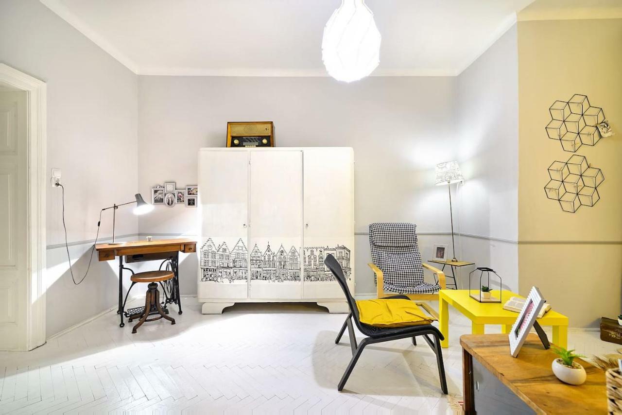 Luxury Retro Apartment, City Center, Wifi Krasków Eksteriør bilde